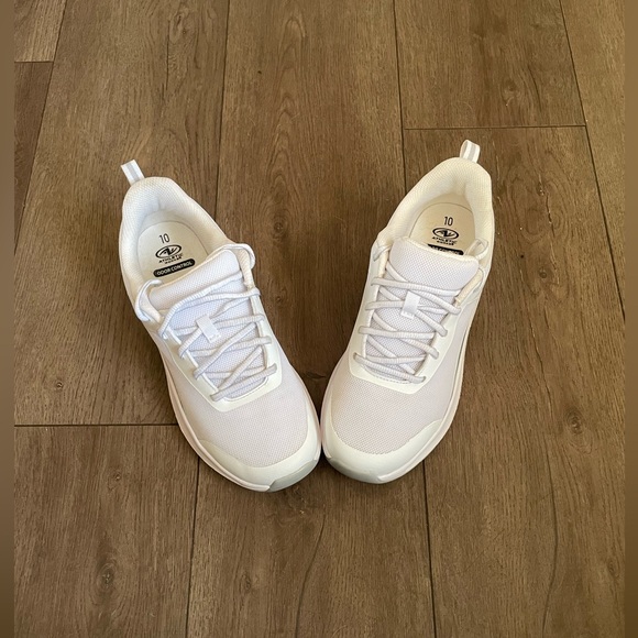 Athletic Works Women's Lifestyle Mesh Jogger Sneakers - Picture 7 of 11